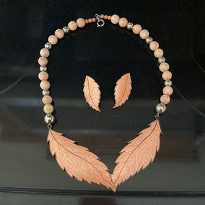 Vintage 1980’s Siti-Sharon blush colored enamel necklace w/matching earrings